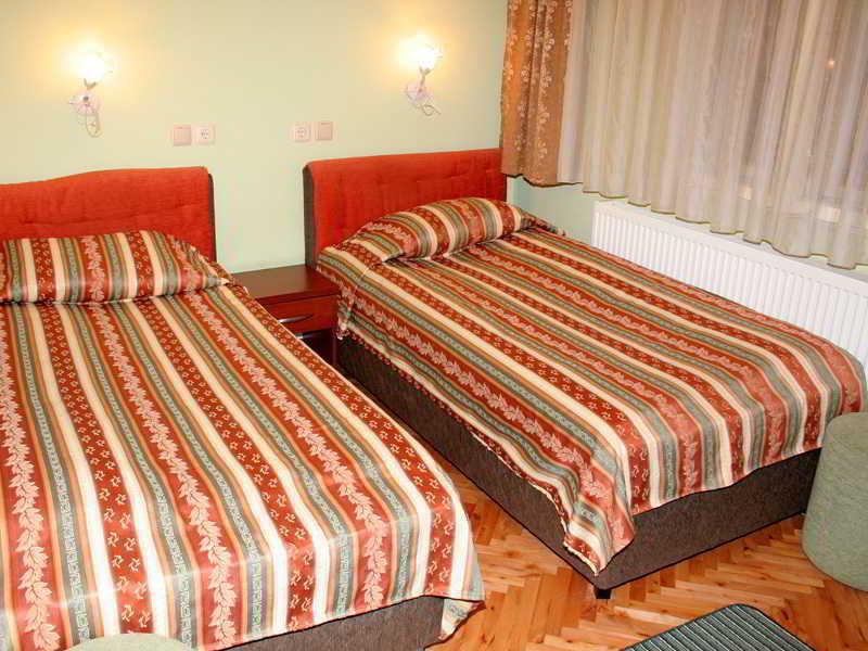 Guest House Breza Прилеп Экстерьер фото