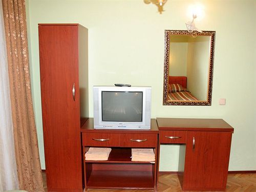 Guest House Breza Прилеп Экстерьер фото