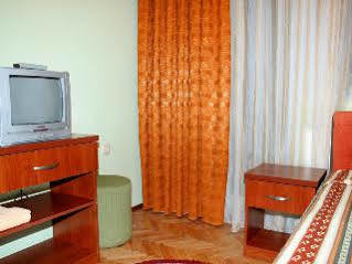 Guest House Breza Прилеп Экстерьер фото